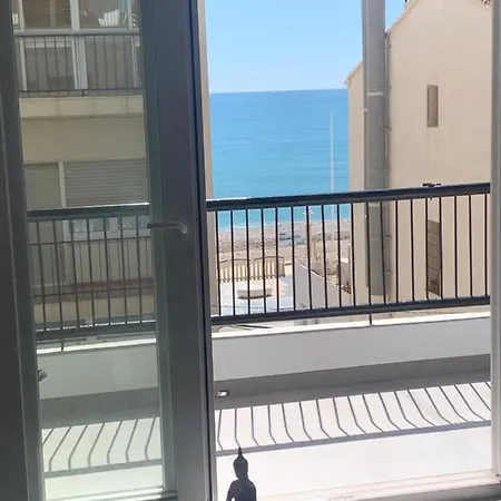 Luxurious Mediterraneo Apartment