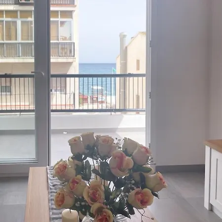 Luxurious Mediterraneo Apartment